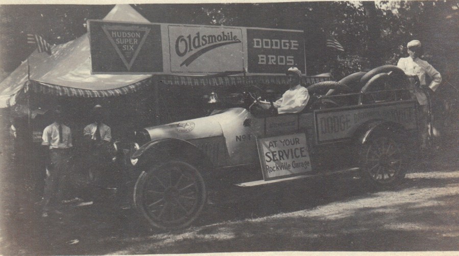 Hudson Super Six, Oldsmobile, and Dodge Brothers Motor Cars on display