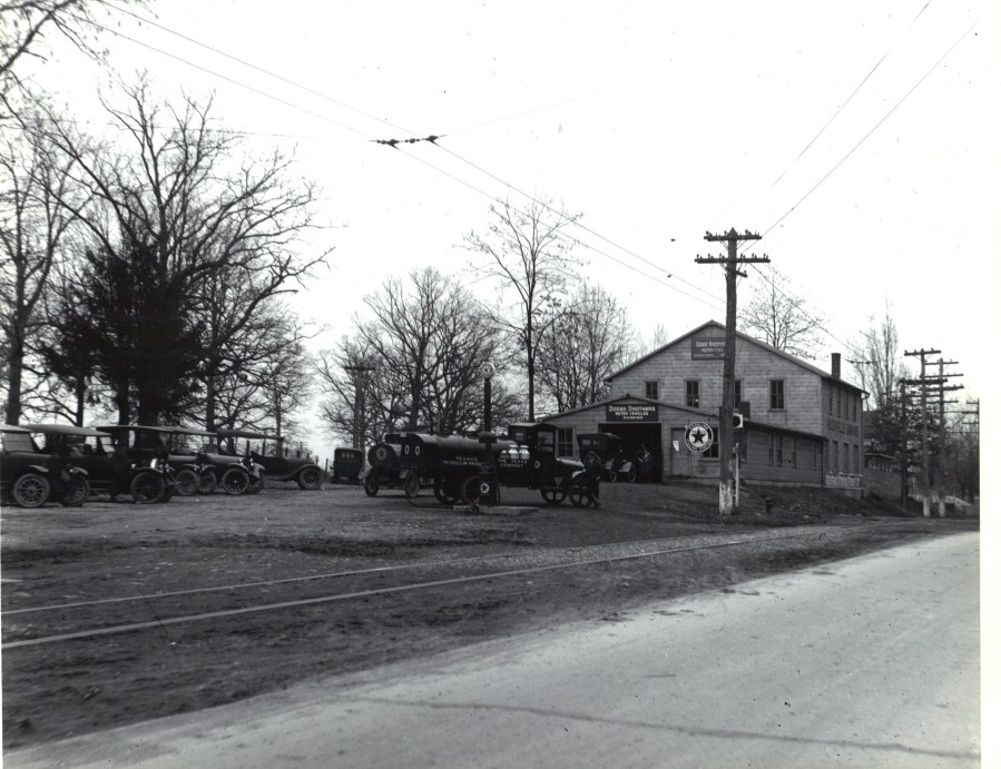 Reed Brothers Texaco Filling Station 1917