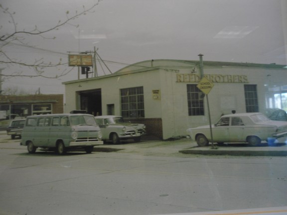 Reed Brothers Service Dept 1940