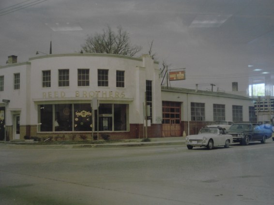 Reed Brothers Dodge service dept