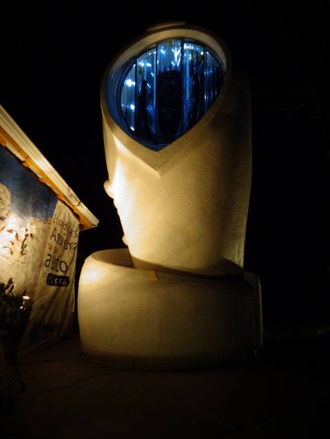 Light Dodger Sculpture