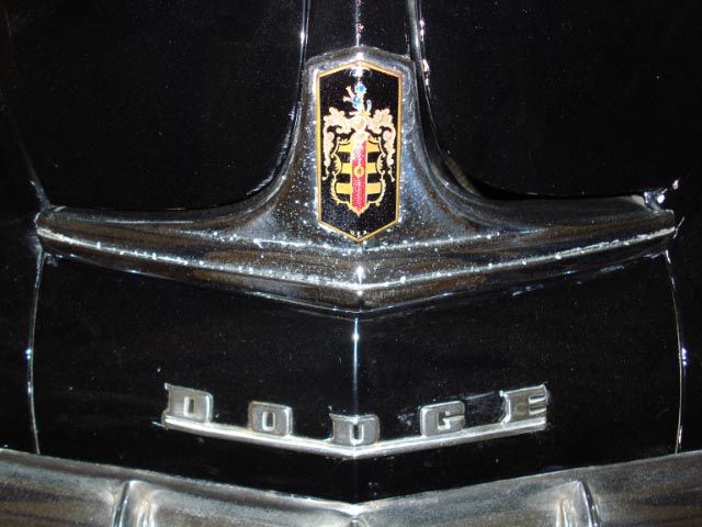 Dodge crest