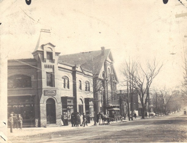Vinson's Drug Store 1912 Rockville