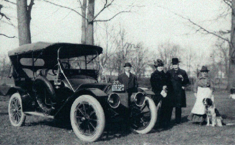 lewis Reed as Chauffeur