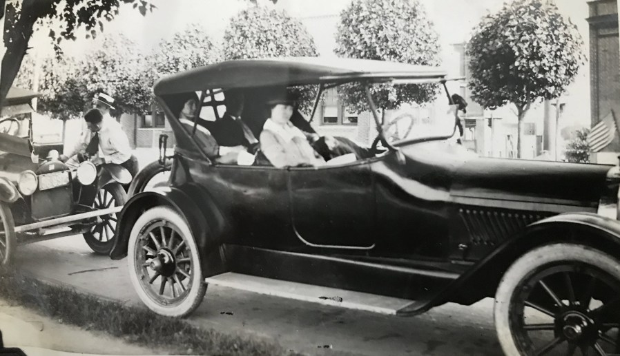 1918 Oldsmobile
