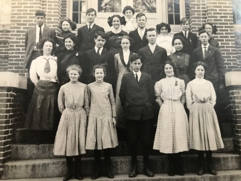 1910 Montgomery County High School class photo