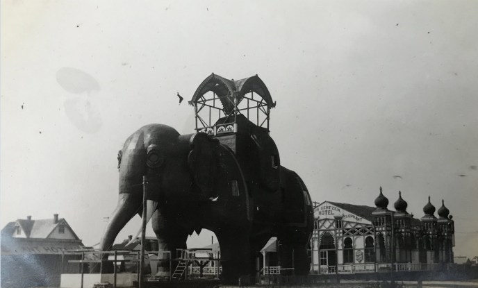 Elephant Hotel 1910