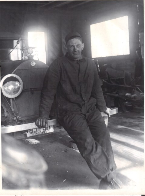 Reed Brothers Dodge First Service Manager