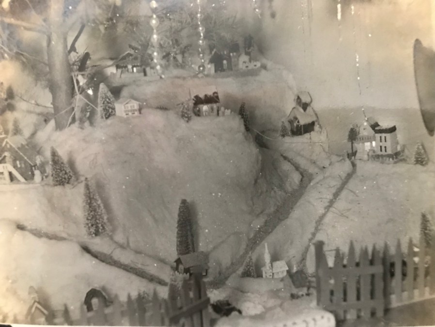 1900s Christmas village