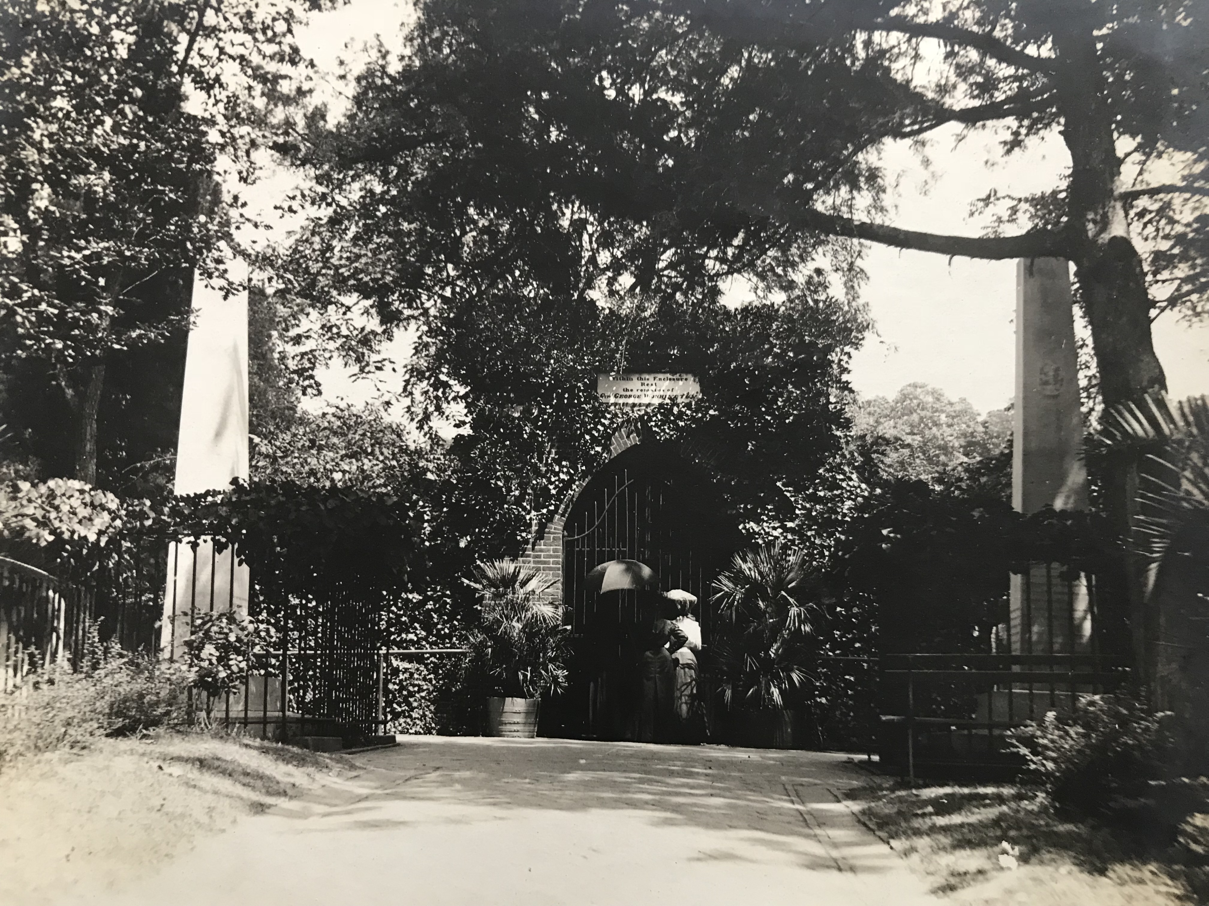 George Washingtons Tomb Mt Vernon
