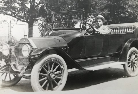 early 1920s touring car