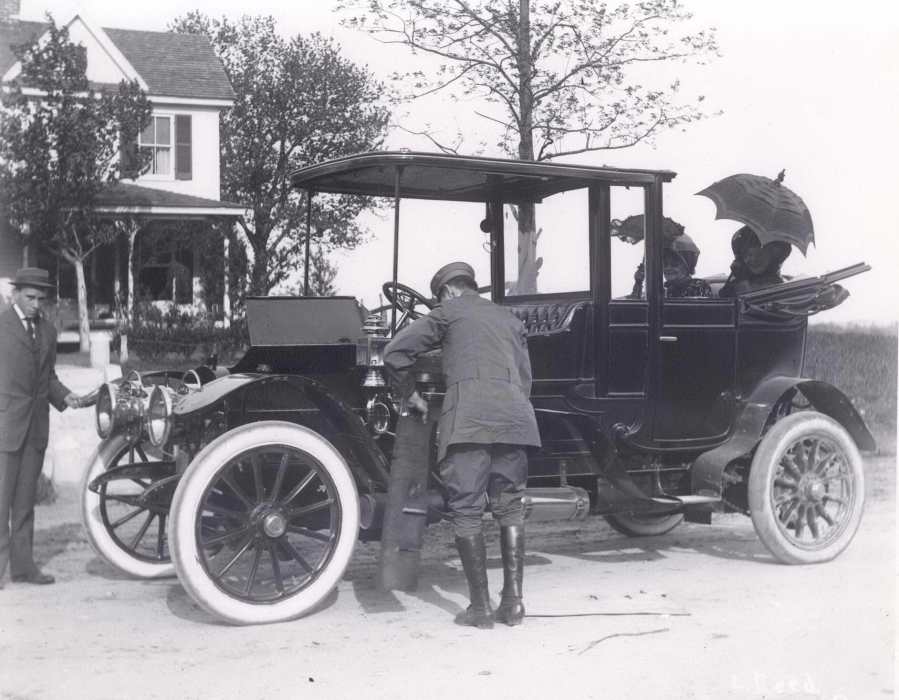 Lewis Reed chauffeur 1914