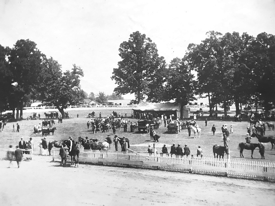 1910 Harness Race