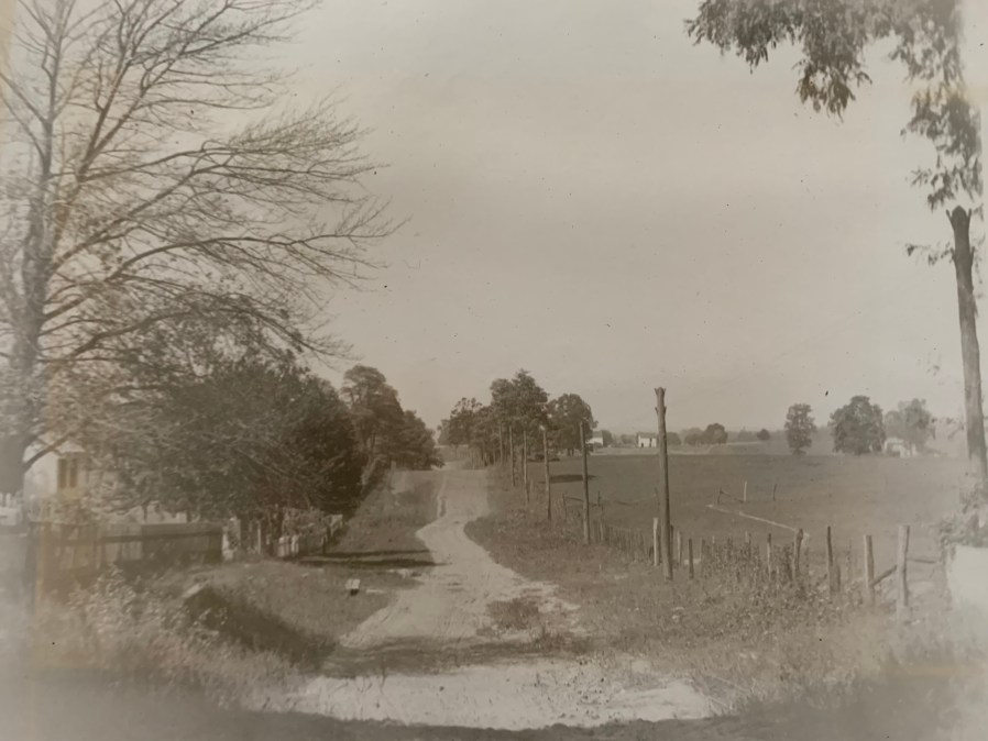 Darnestown dirt road