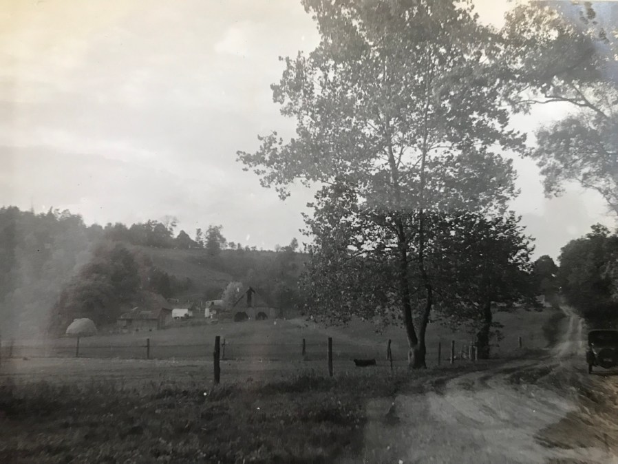 Darnestown dirt road