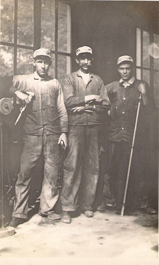 1916 Rockville Garage First Shop Force