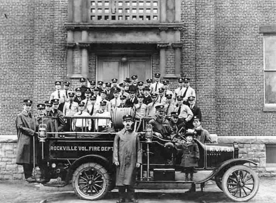 1922 Ford Motor Company Model T Waterous Pumper