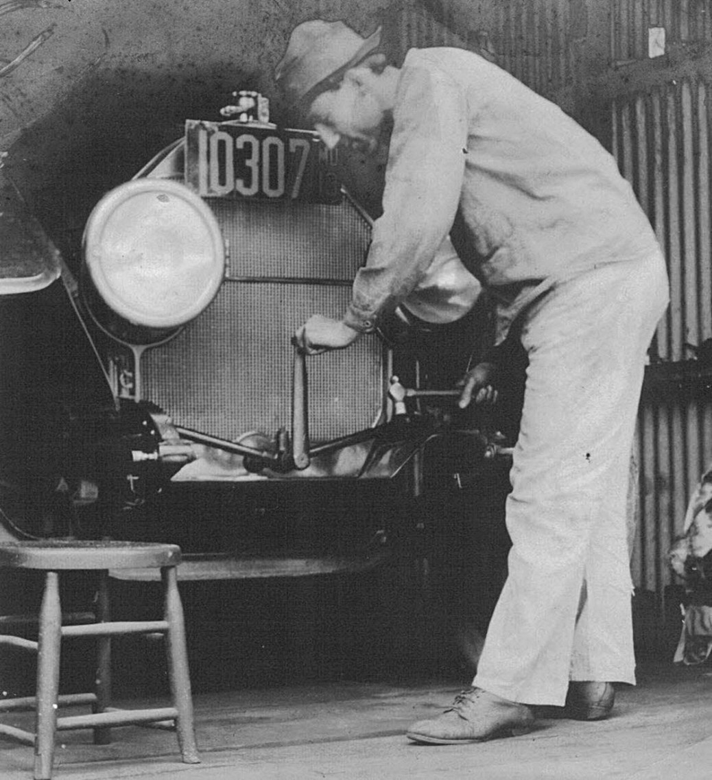 Early Days of Automobile Repair | Reed Brothers Dodge History 1915 – 2012