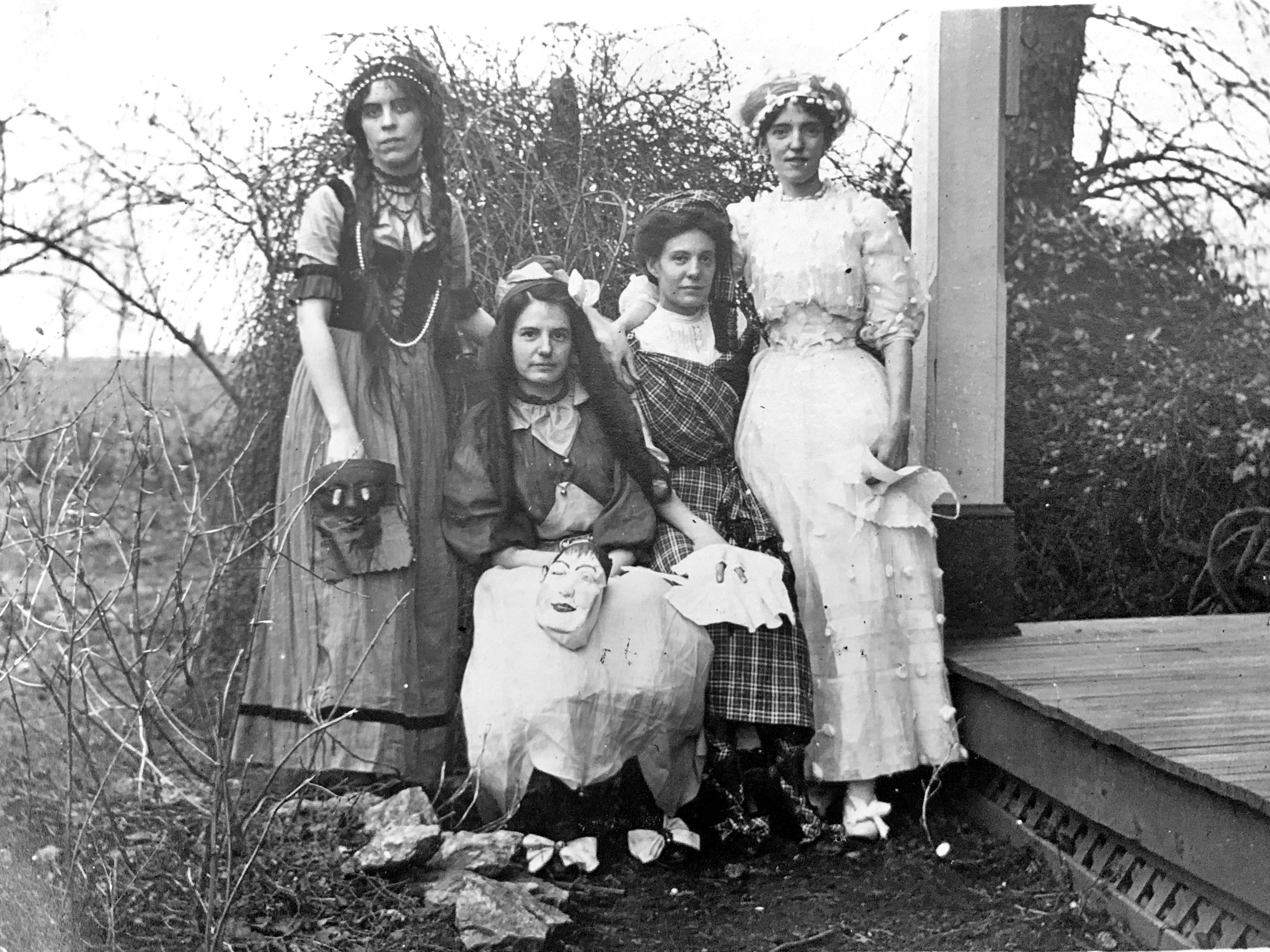 early 20th century Halloween
